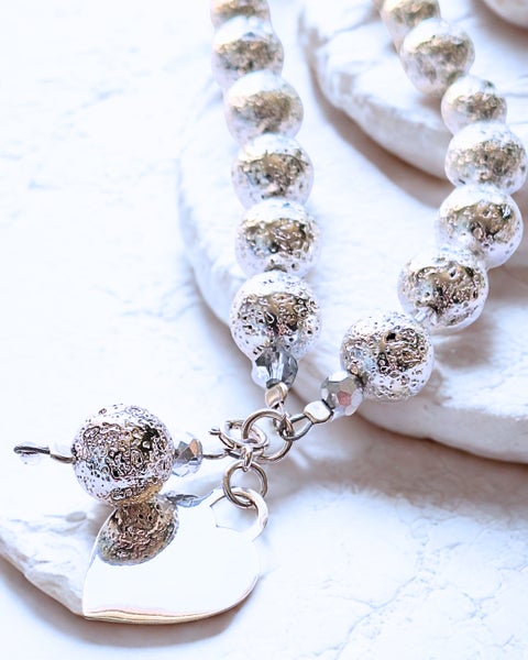 Hopealaava syd&auml;nlaatalla